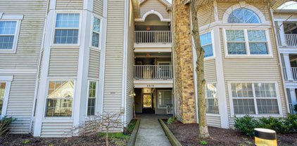 5616 Willoughby Newton Dr Unit #13, Centreville