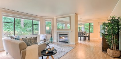 4089 220th Place SE Unit #1042, Issaquah