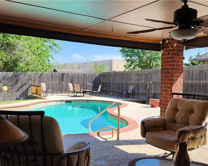 7713 NW 41st Circle, Bethany