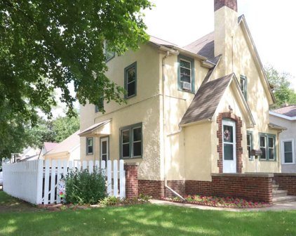 1124 Center, New Ulm
