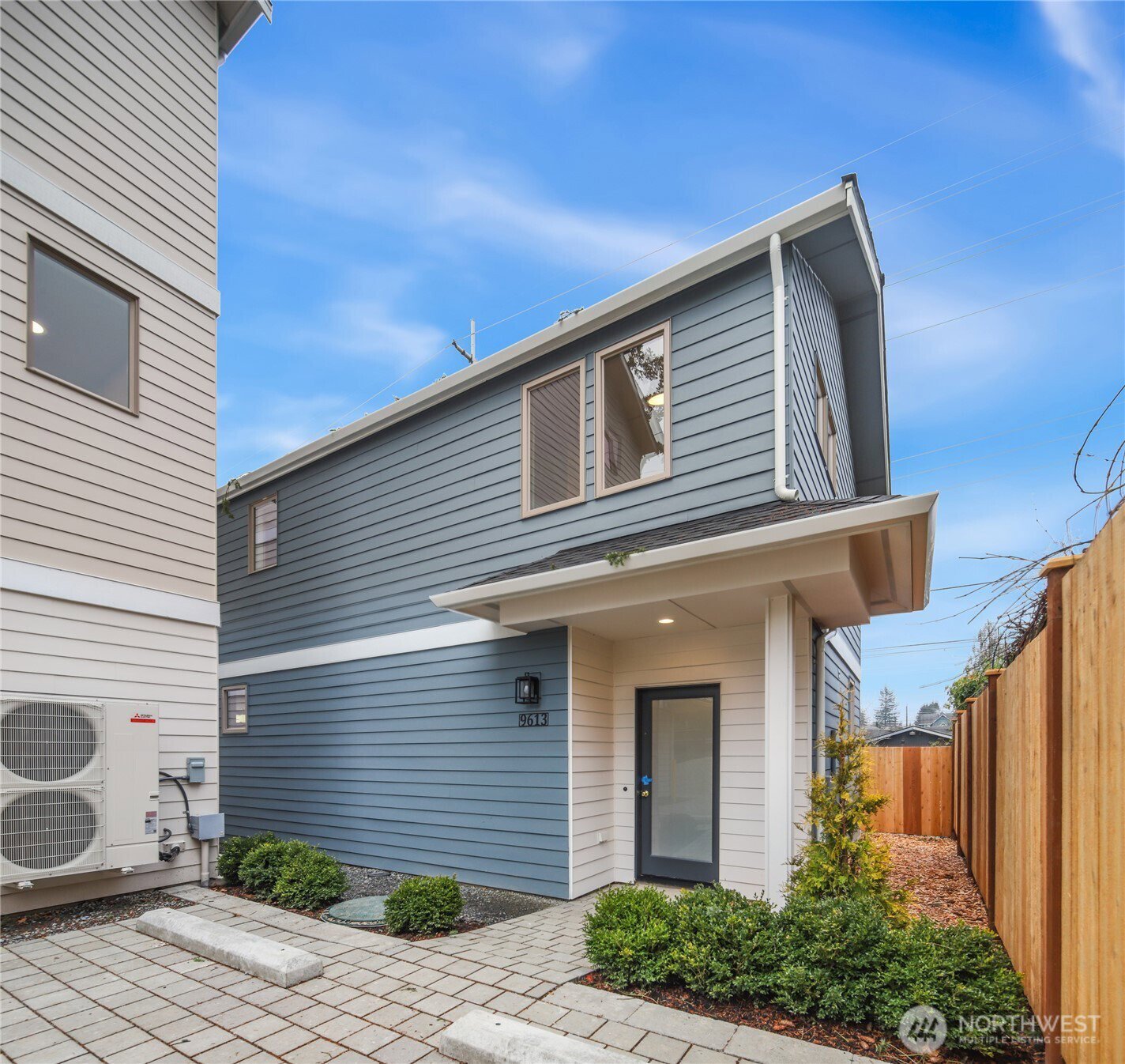 9617 Fremont Avenue N, Seattle | MLS# 2385164 | Skyline Properties, Inc ...