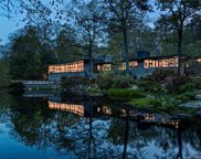 432 Frogtown Road, New Canaan image