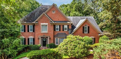 420 Cliffcove Court, Roswell