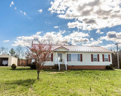 5084 Old Courthouse Road, Appomattox