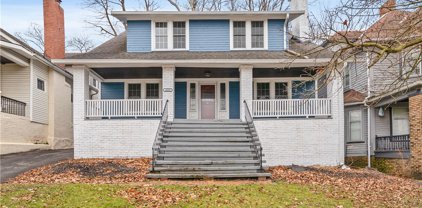 2832 Mayfield Road, Cleveland Heights