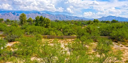 2102 N Corte El Rancho Merlita Unit #5, Tucson