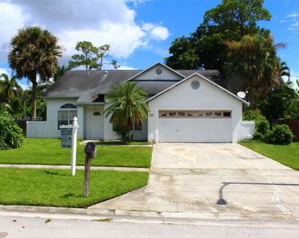 107 Princess Ct, Royal Palm Beach