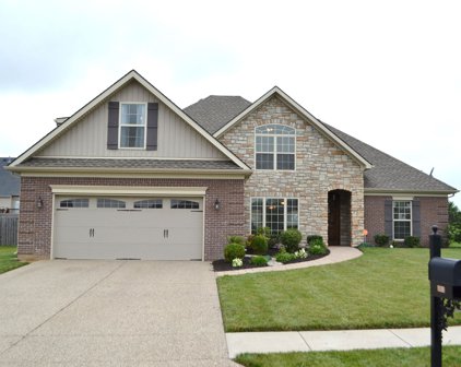 1468 Partridge Run, Shelbyville