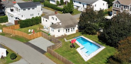 2 Stimpson Street, Middletown