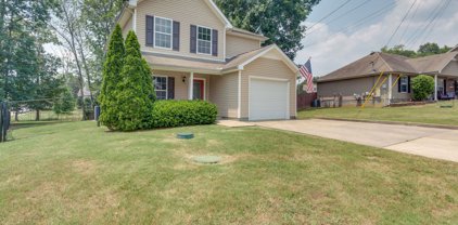 415 Slippery Rock Dr, Murfreesboro