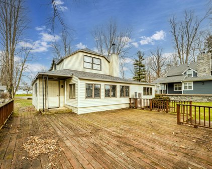 7838 Pear Street, Coloma