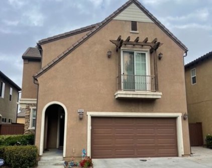 9009 S Calvin Way, Inglewood