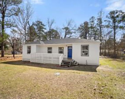 2111 Jean St, Leesville