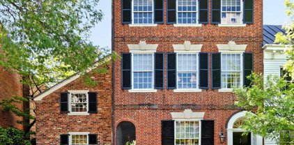 210 Duke St, Alexandria