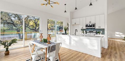 102 Crestview Dr, Canyon Lake