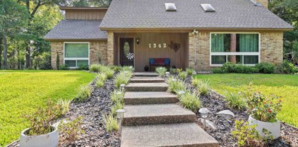 1342 Bridle Path, Hideaway