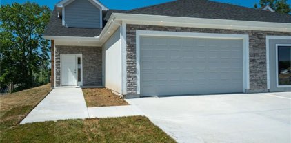 605 Woodland Street, Smithville