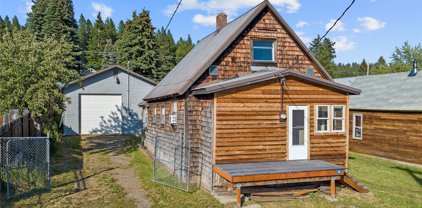 551 3rd Street, Ronald