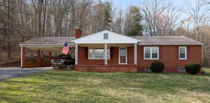 3351 Stonewall Jackson Hwy, Bentonville