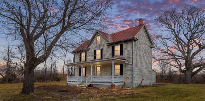 151 Concert Ln, Berryville