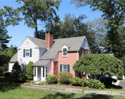18 Cloverly Circle, Norwalk image