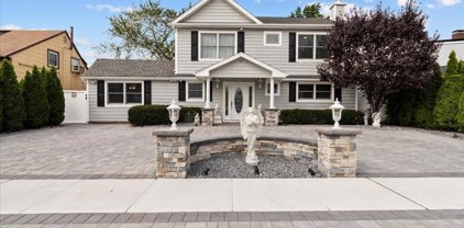 26 Old Hill Lane, Levittown