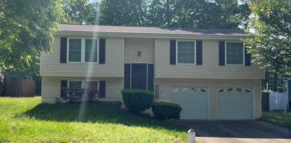 7725 Baggins Rd, Hanover