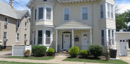58 N Bridge St, Somerville Boro