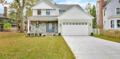 161 Moross, Grosse Pointe Farms