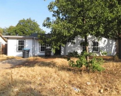 1003 E Beddell Street, Fort Worth