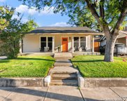 510 E Courtland Pl, San Antonio image