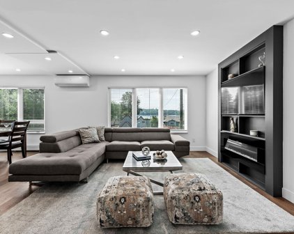2874 Dollarton Highway, North Vancouver