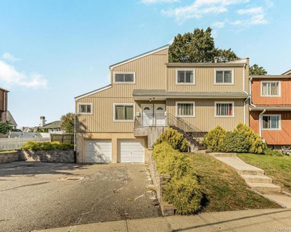 287-289 Pelham Road, New Rochelle