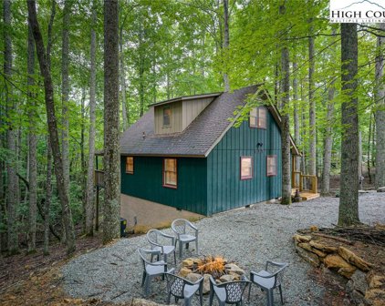617 Pine Ridge Road, Beech Mountain