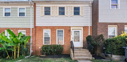8524 Piney Point Ct, Manassas