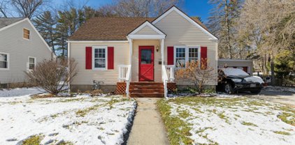 270 N Garfield Avenue, Mundelein