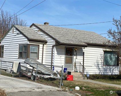 156 Burns Street, Wenatchee