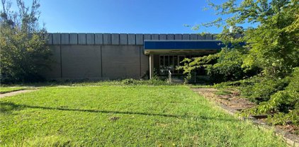 1301 Lincoln Drive, High Point