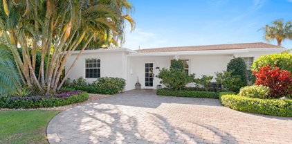 214 Alhambra Place, West Palm Beach