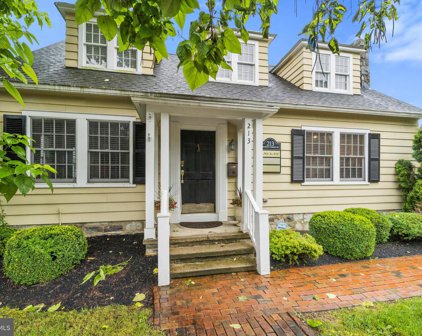 213 Loudoun St Sw, Leesburg