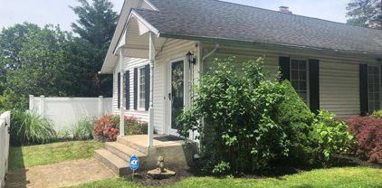 2 Vine Street, Glenwood Landing