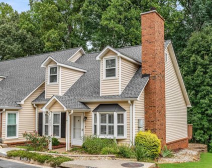 1050 Sasha Lane, Roswell