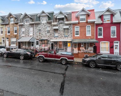1156 Spruce St, Reading