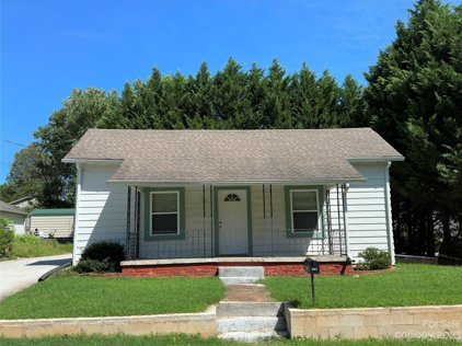 107 N Spring  Avenue, Newton