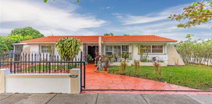 9861 Sw 32nd St, Miami