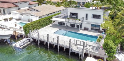 2052 Ne 121st Rd, North Miami