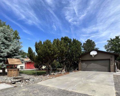 2002 W 35th Ave, Kennewick