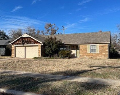 2905 Northland Road, The Village