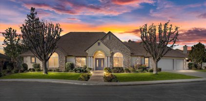 2117 Wedgemont, Bakersfield