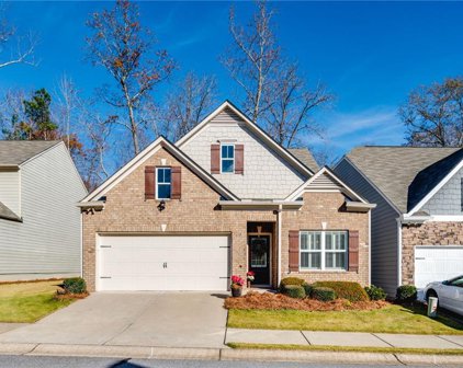 137 Hickory Village Circle, Canton